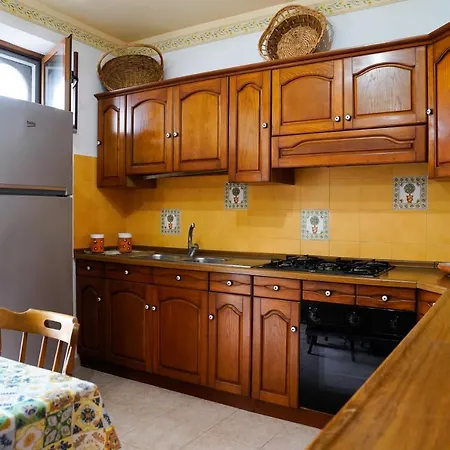 Casa Giusi بيت للعطل ليباري