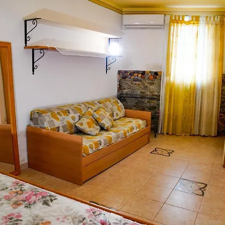 Casa Giusi * ليباري